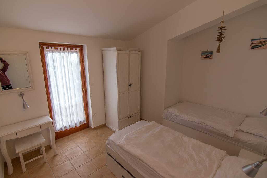 Apartments Athos Rabac Extérieur photo