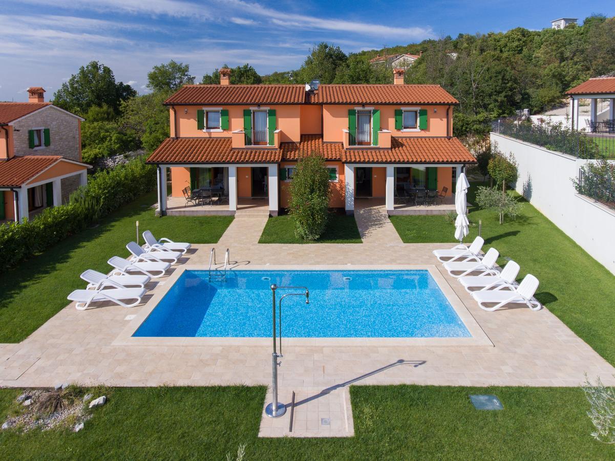 Apartments Athos Rabac Extérieur photo
